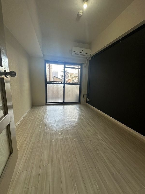 ユーロハイツ難波西の洋室