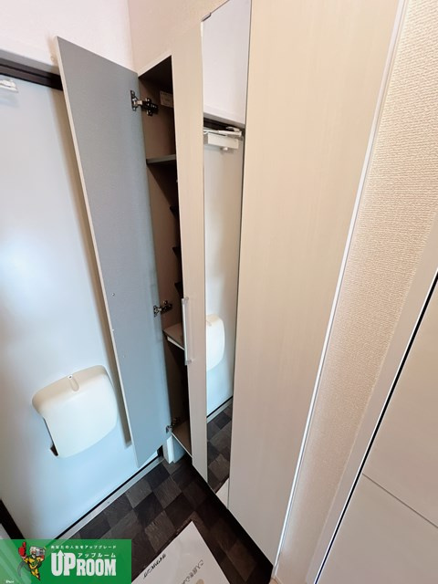 カサベルデ柏森の玄関