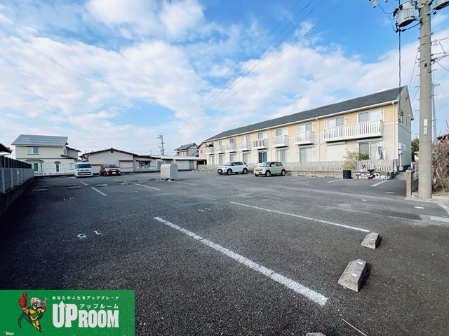 カサベルデ柏森の駐車場