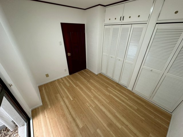 ビバリーハウス青谷弐番館の居間・リビング