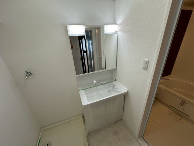 ビバリーハウス青谷弐番館の洗面所