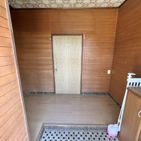 室蘭市宮の森町２丁目１１６－２９貸家の玄関