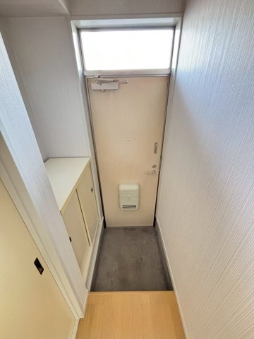 【玄関】