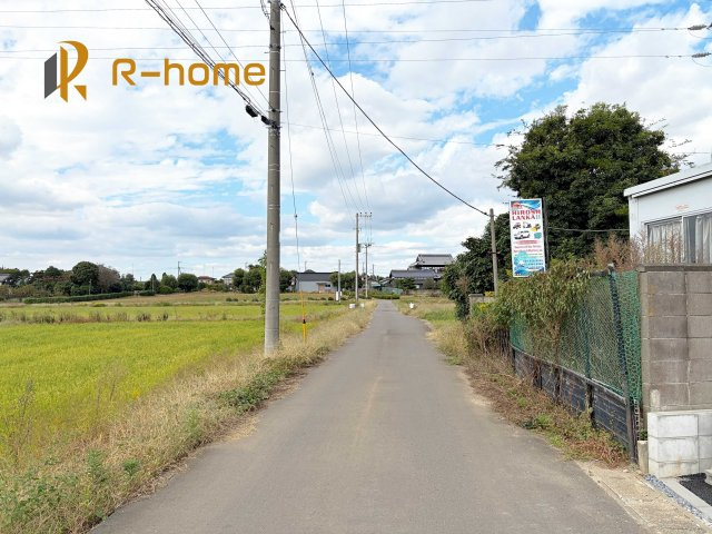つくば市北中島第3　新築戸建て　1号棟の前面道路含む現地写真|堂々！建物完成♪実際のお部屋をご見学可能です♪
ご見学が一番の資料！お気軽にお問い合わせ下さい♪