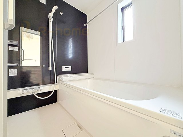 つくば市北中島第3　新築戸建て　1号棟の浴室|1日の疲れをゆったり癒せる1坪タイプ♪浴室乾燥暖房機で快適な入浴タイムが過ごせます♪