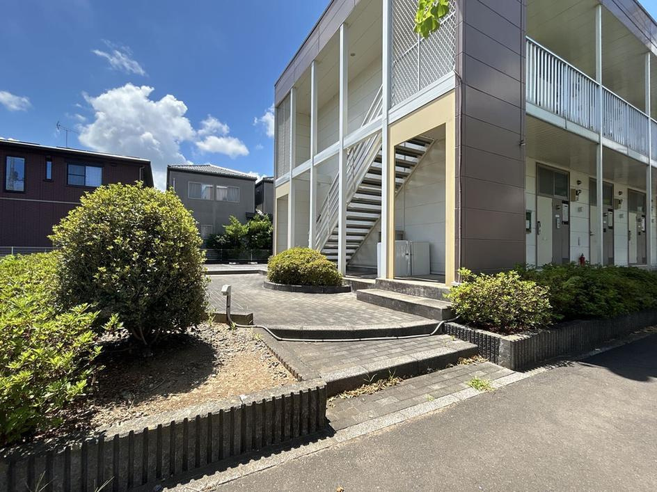 レオパレスウォーターレイのエントランス|画像9