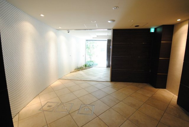 プロシード大阪梅田ポーションのロビー|プロシード大阪梅田ポーション　ロビー