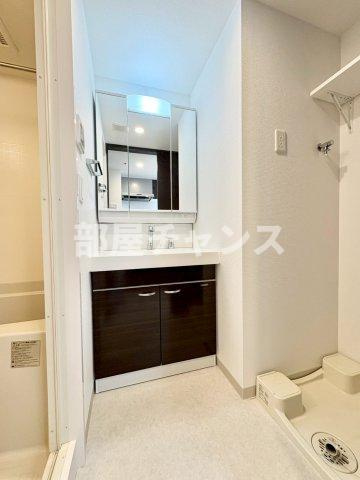 エステムコート名古屋サウスネクストの独立洗面台