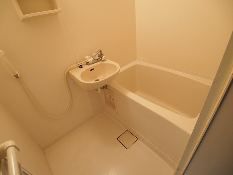 Ｙ’ｓ　ＨＯＵＳＥの浴室