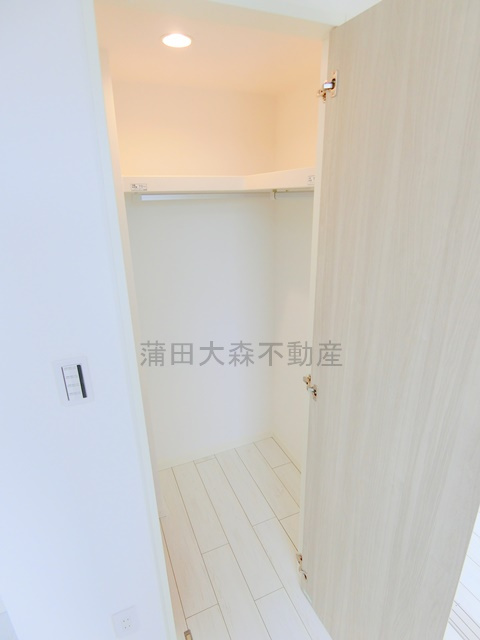 Mind　Kojiya（マインドコウジヤ）の収納|洋室4.7帖収納　ウォークインクローゼット