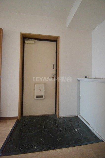 グレーシア庚午の玄関|参考写真になります