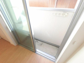 【バルコニー】