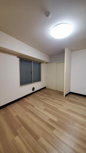 トーカン上野北キャステールの居間・リビング