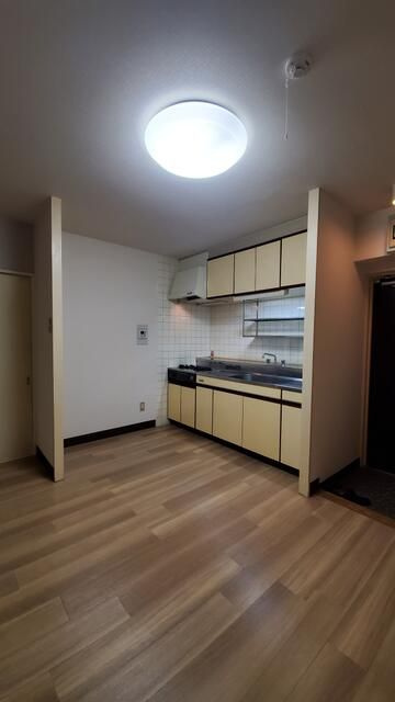 トーカン上野北キャステールの居間・リビング