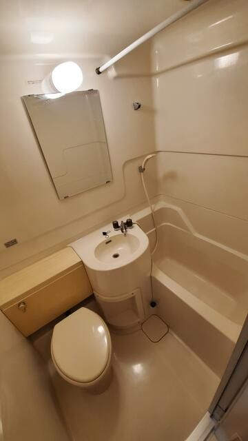 トーカン上野北キャステールの浴室