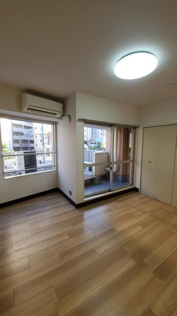 トーカン上野北キャステールの寝室