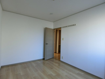 【洋室】 | グランディールB棟