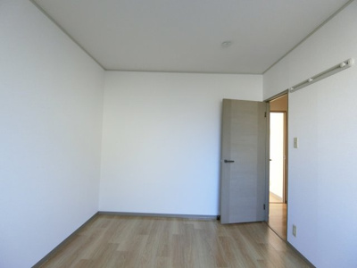 【洋室】 | グランディールB棟