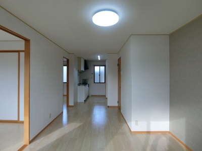 【居間・リビング】 | ロワール福原C棟