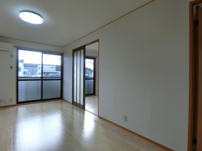 【居間・リビング】 | ロワール福原C棟