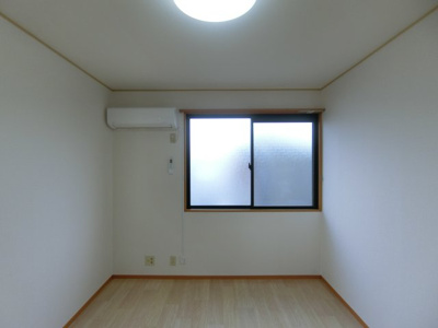 【洋室】 | ロワール福原C棟