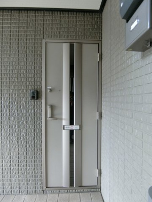 【玄関】 | ロワール福原C棟