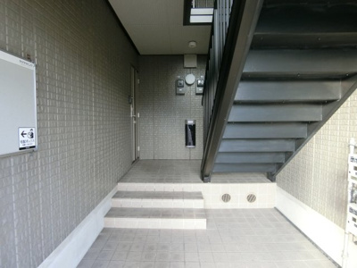 【エントランス】 | ロワール福原C棟