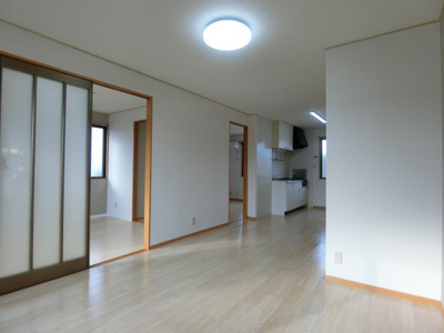 【居間・リビング】 | ロワール福原C棟