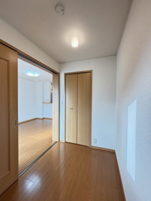 【洋室】 | プラシード