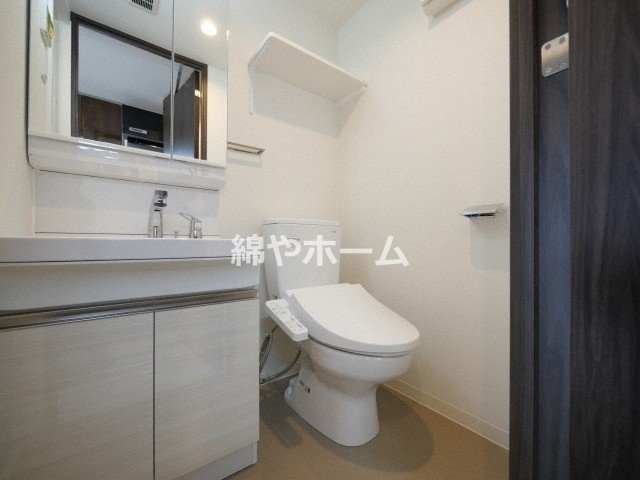 エグゼ難波ウエストリバーのトイレ|落ち着いたトイレです