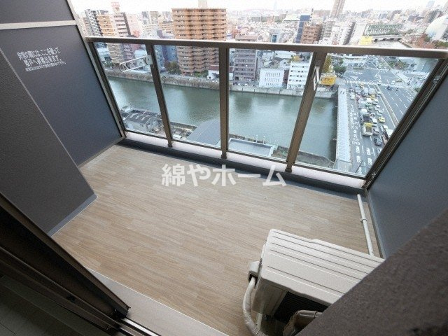 エグゼ難波ウエストリバーのバルコニー|バルコニーがあります