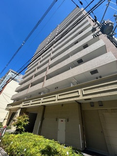 スプランディッド江坂駅前の外観