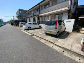 【駐車場】