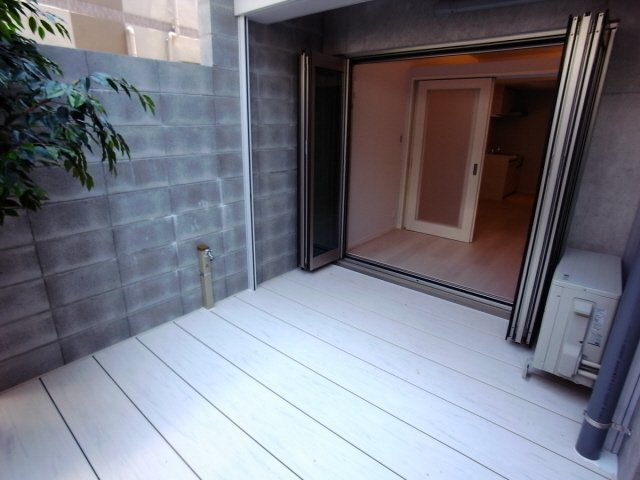 Ulysses芦屋のバルコニー