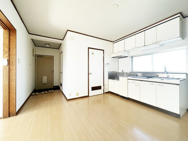 宮内ハイツの居間・リビング