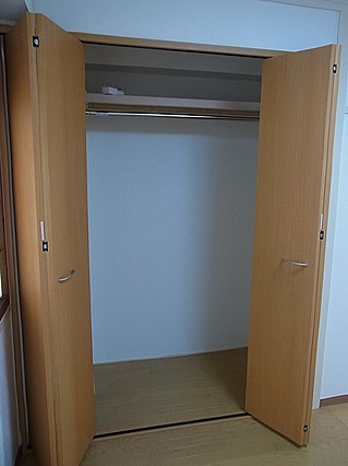 サンハイツ下山手の収納