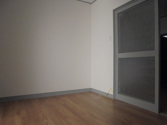 新布引ビルの居間・リビング