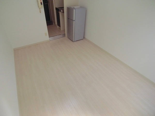 ジーエスハイム高速神戸の居間・リビング