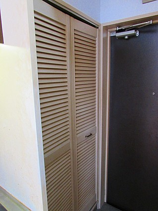 ジーエスハイム高速神戸の玄関