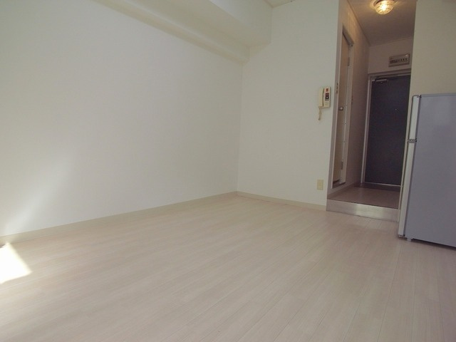 ジーエスハイム高速神戸の居間・リビング