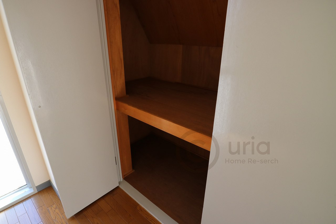 サンパレス２１六甲１の収納