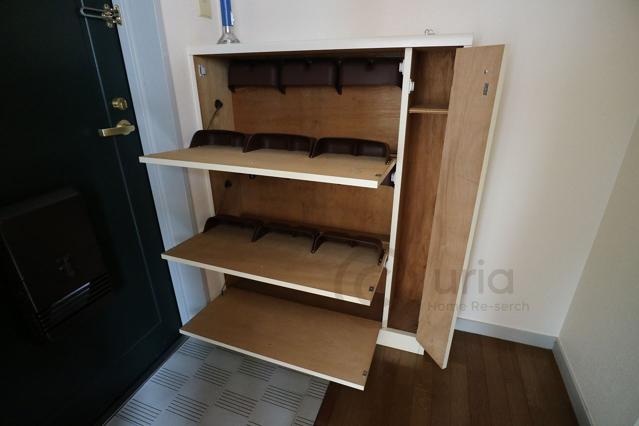 サンパレス２１六甲１の玄関