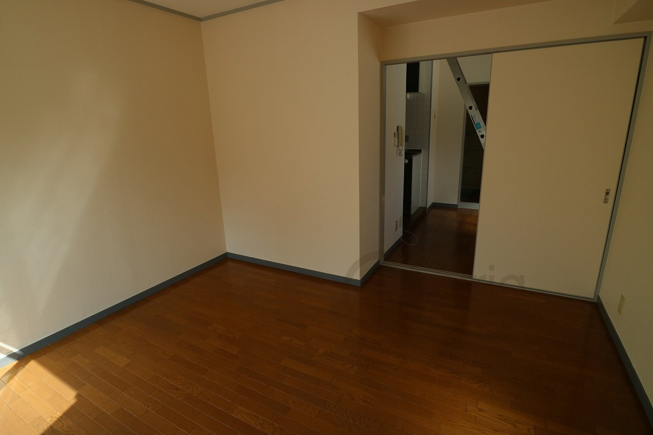 サンパレス２１六甲１の居間・リビング