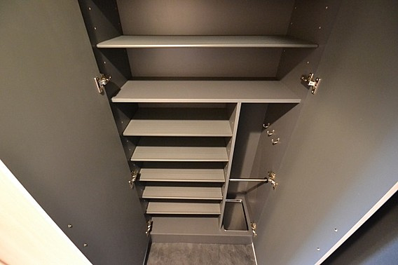 プレサンス三宮フラワーロードの玄関