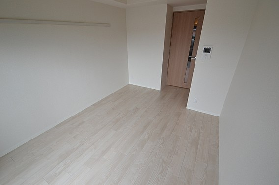 プレサンス三宮フラワーロードの洋室