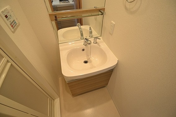 プレサンス三宮フラワーロードの洗面所