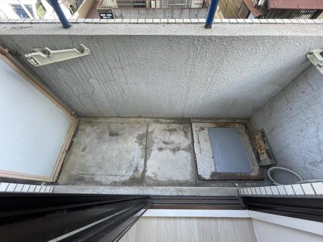 MJ5神戸アパートメントのバルコニー