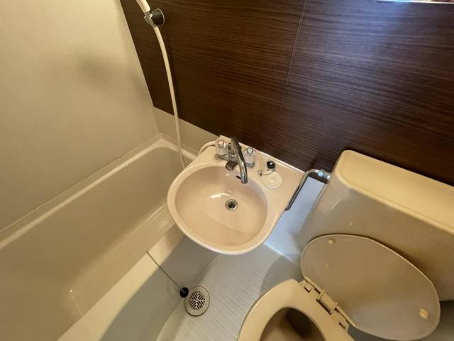 MJ5神戸アパートメントの洗面所