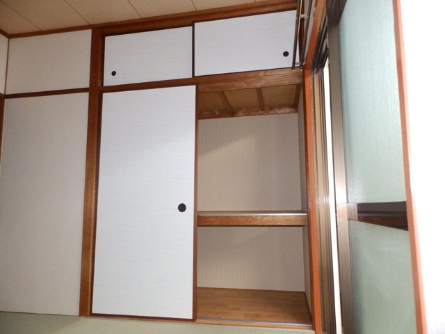 グランビア灘の収納