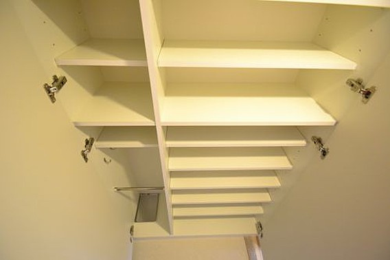 エステムプラザ神戸三宮ルクシアの玄関